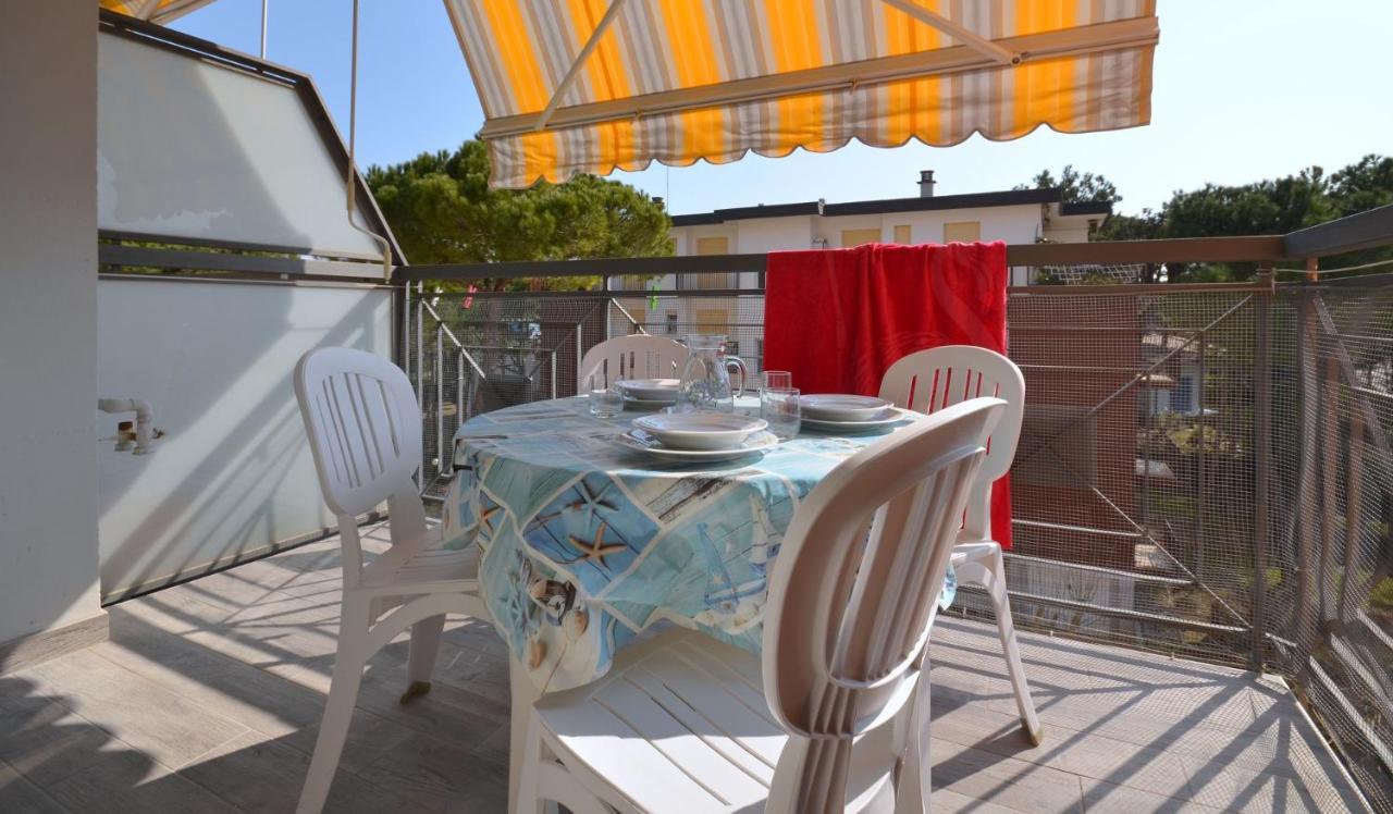 Residenza Alisei Lignano Sabbiadoro Exterior foto